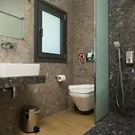 The Victoria 4* Lefkada City