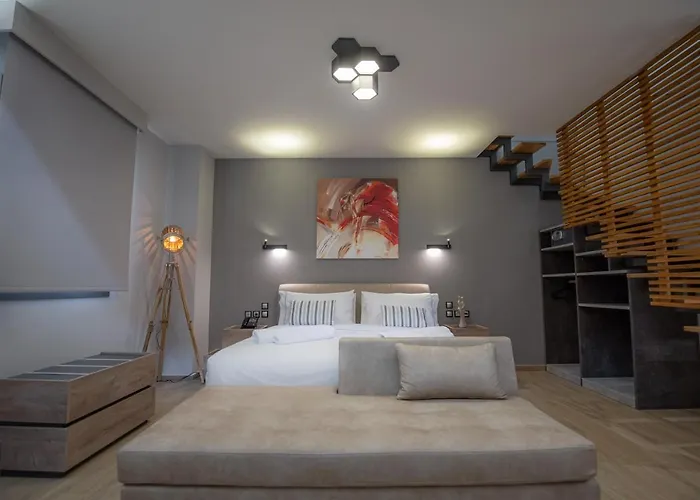 The Victoria Lefkada City