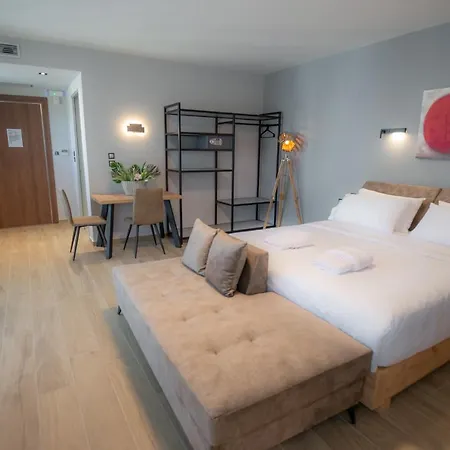 The Victoria Apartmanhotel Lefkáda