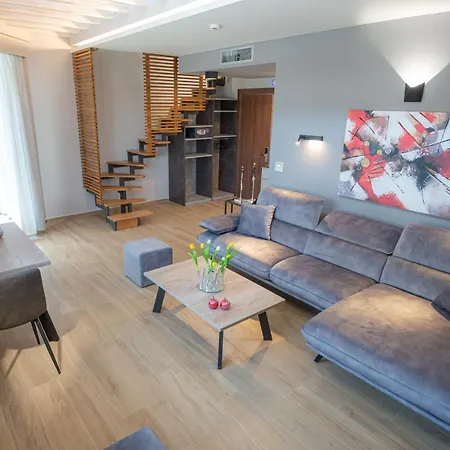 The Victoria Apartmanhotel 4*
