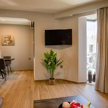 The Victoria Aparthotel
