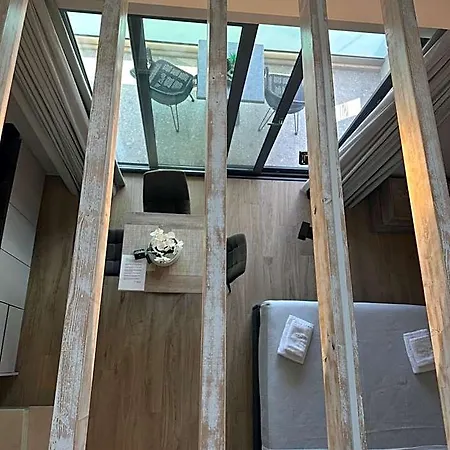 Aparthotel The Victoria 4*
